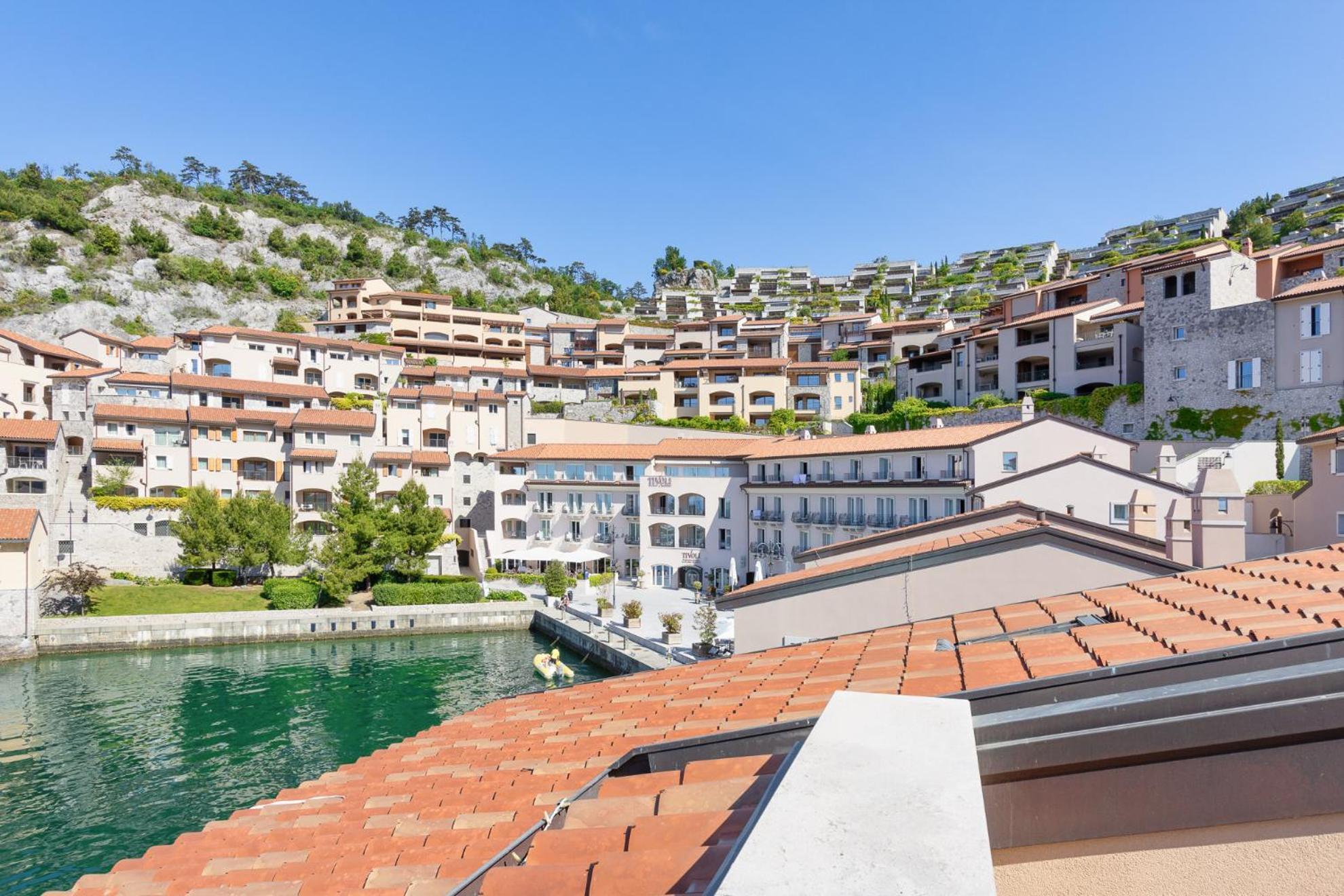 Portopiccolo Apartments Sistiana Exterior photo